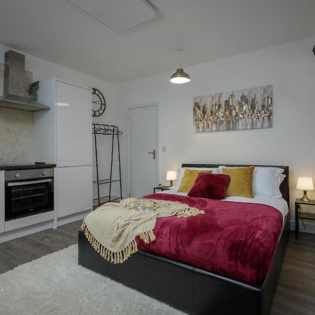 King Sized Luxury - Stylish Studio Flat Blackpool Extérieur photo